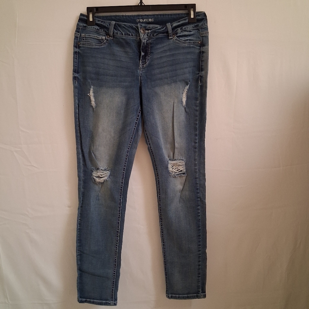 Maurices Distressed Skinny Jeans Size L Medium Wash Stretch Denim Women